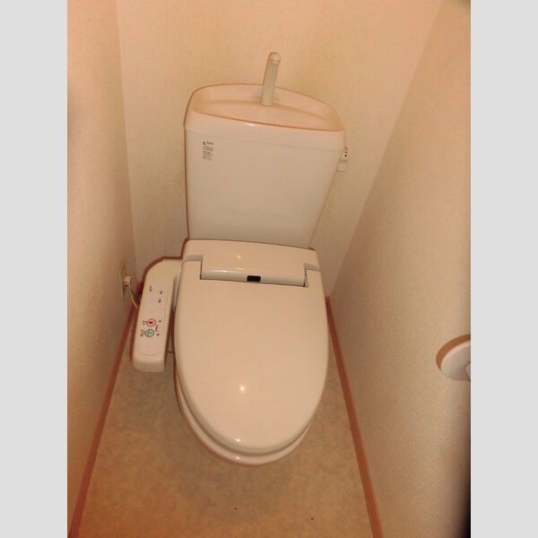 トイレ (B107　温水洗浄暖房便座)