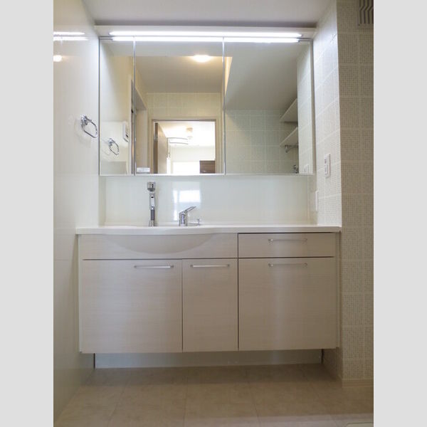 洗面所 (302　洗髪洗面化粧台)