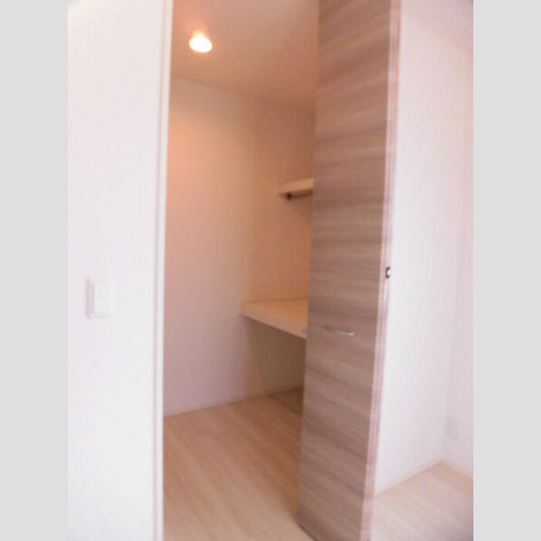 収納 (A101　ウォークインクローゼット)