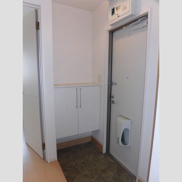 玄関 (A107　玄関)