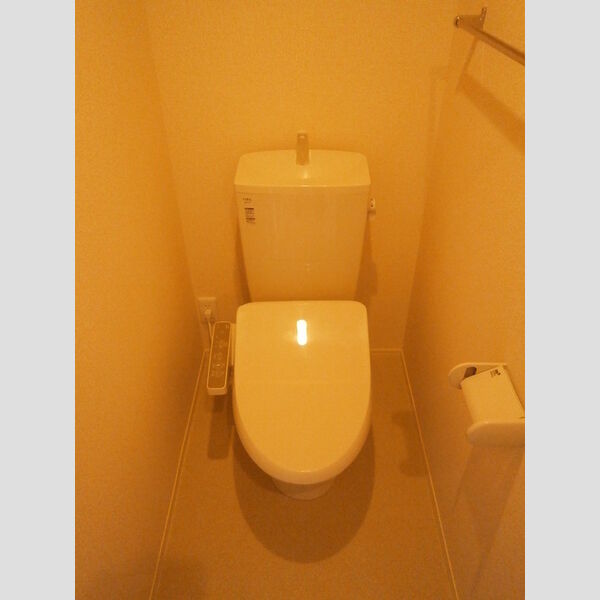 トイレ (306 温水洗浄暖房便座トイレ)