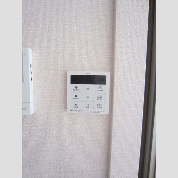 その他 (102　給湯パネル)