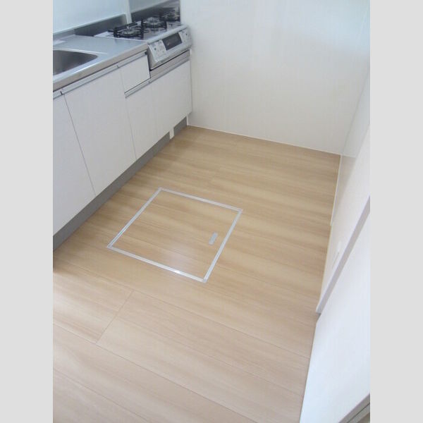 その他 (102　床下収納)