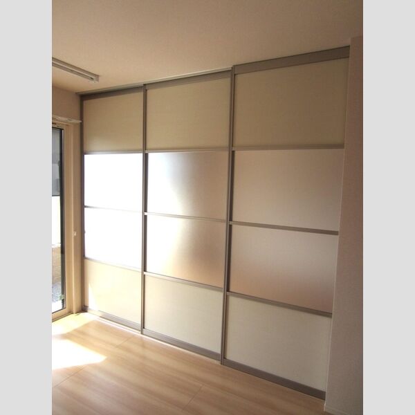 その他 (102　ライトスルースクリーン)