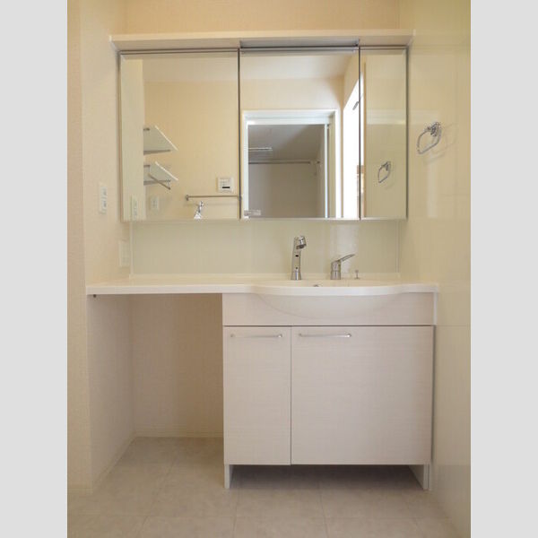 洗面所 (101 洗髪洗面化粧台)