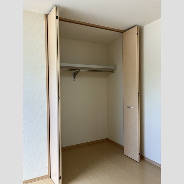 収納 (101 クローゼット)