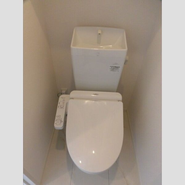 トイレ (207　温水洗浄便座トイレ)