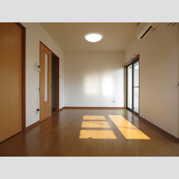 居室・リビング (201　照明付き洋室)