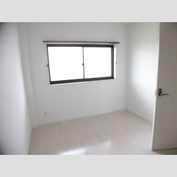 その他 (205　洋室)