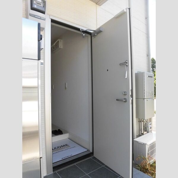 玄関 (102　玄関)