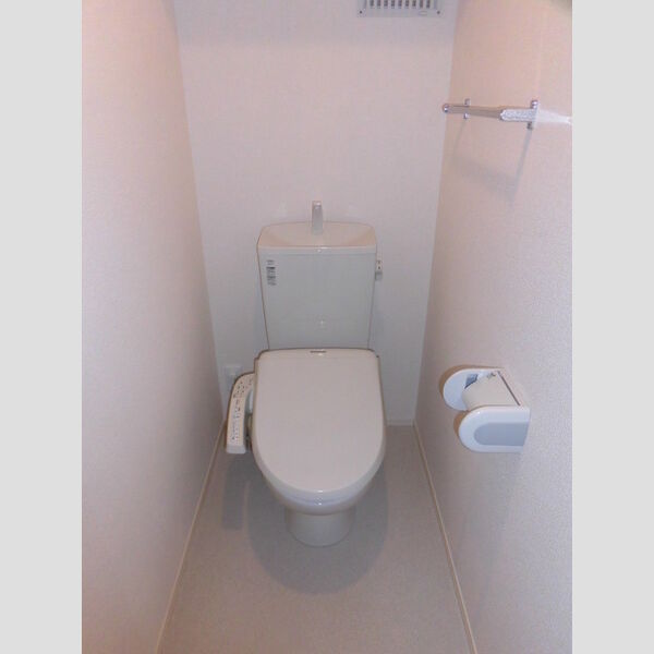 トイレ (A201 温水洗浄暖房便座)