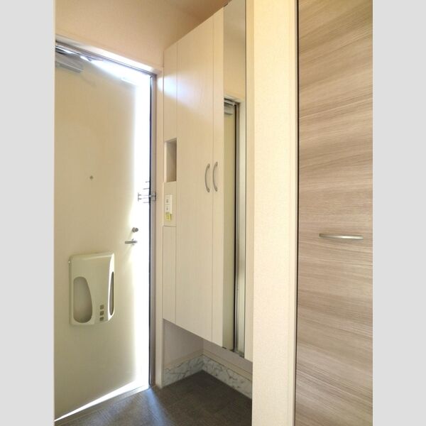 玄関 (102　シューズボックス)