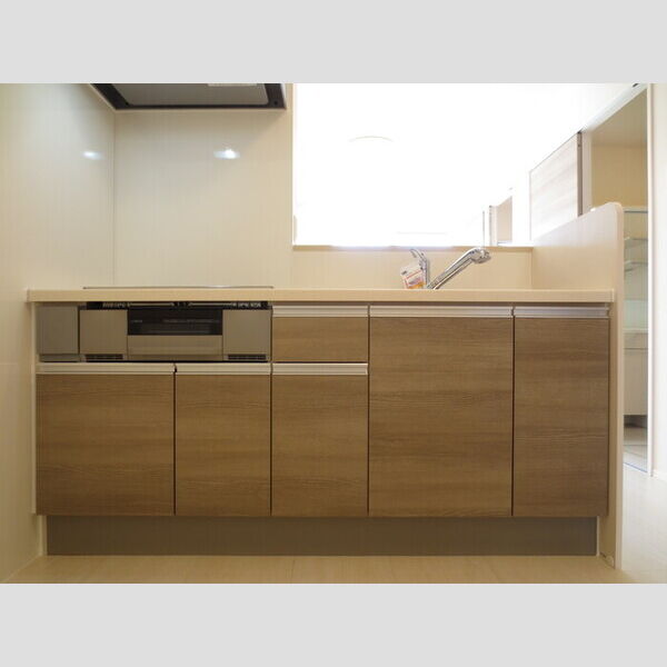 キッチン (102　IHコンロ付きキッチン)