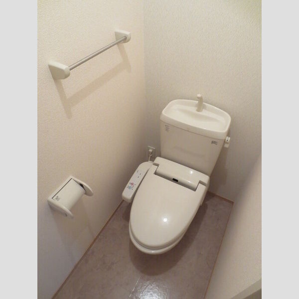 トイレ (202　温水洗浄暖房便座トイレ)