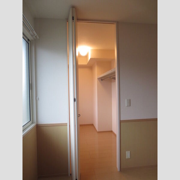 収納 (202　ウォークインクローゼット)