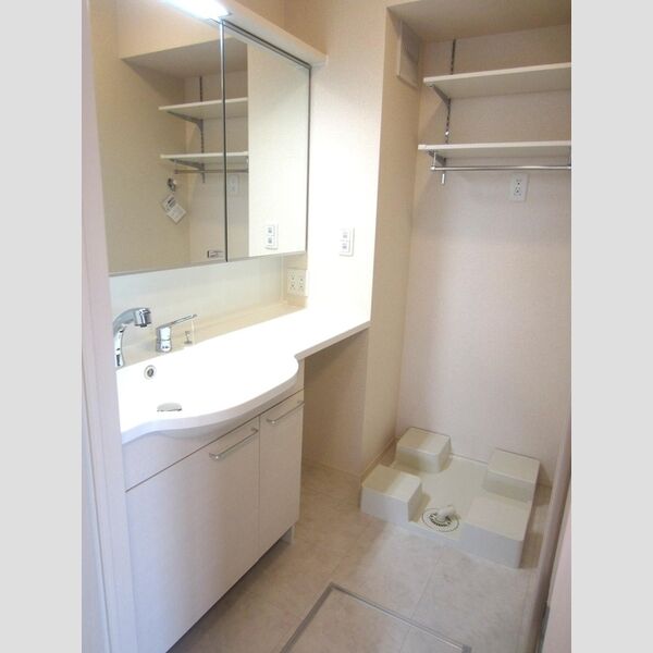 洗面所 (201　洗髪洗面化粧台)