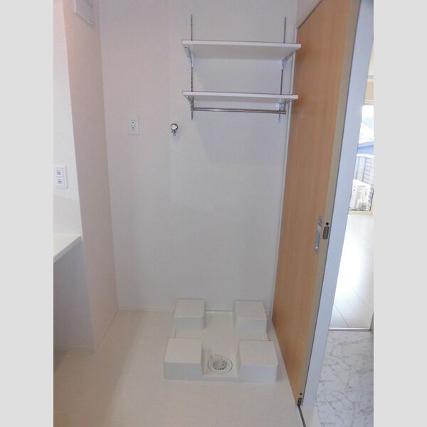 その他 (206　洗濯機置き場)