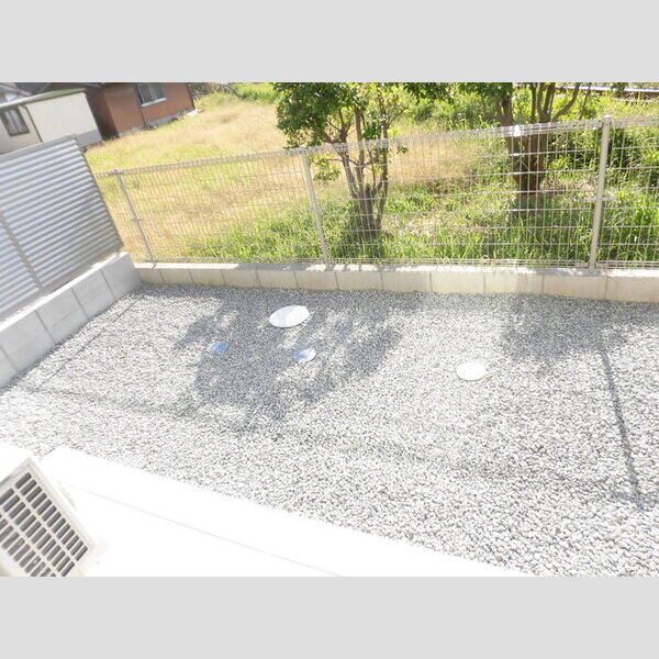 その他 (105　専用庭)