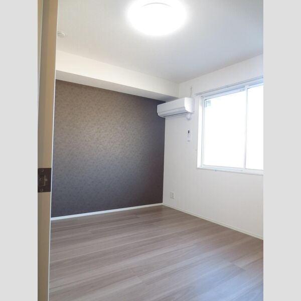 その他 (202　洋室)