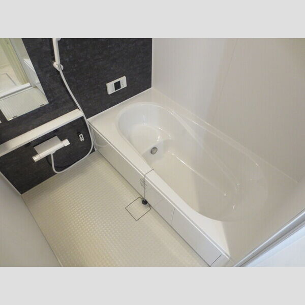 バス (202　換気乾燥機付きバスルーム)