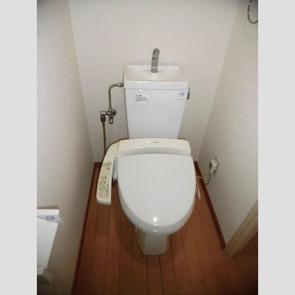 トイレ (301　温水洗浄暖房便座)