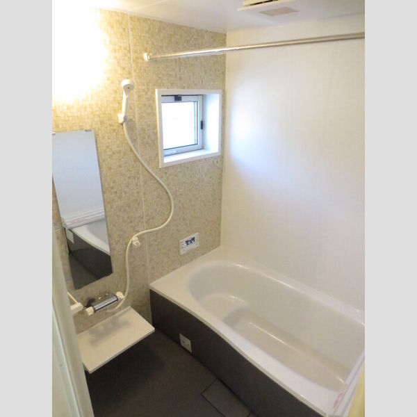 バス (B101 換気乾燥機付きバスルーム)