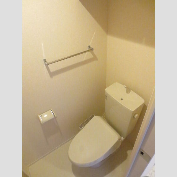 トイレ (B101 温水洗浄暖房便座トイレ)