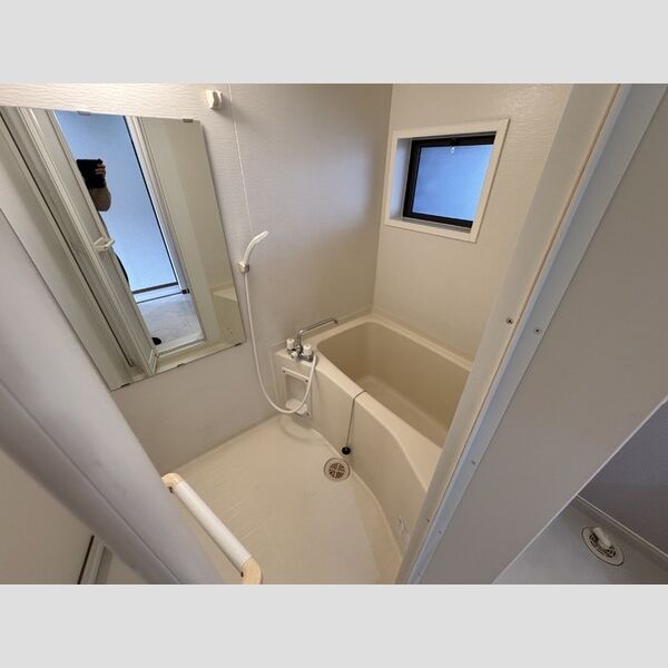 バス (B205　バスルーム)