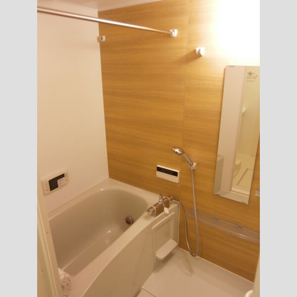 バス (A106　浴室TV　換気乾燥機付バスルーム)