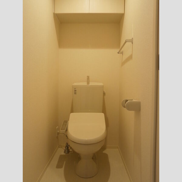 トイレ (A106　温水洗浄暖房便座トイレ)