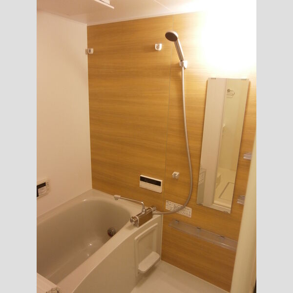 バス (A103　浴室TV　換気乾燥機付バスルーム)