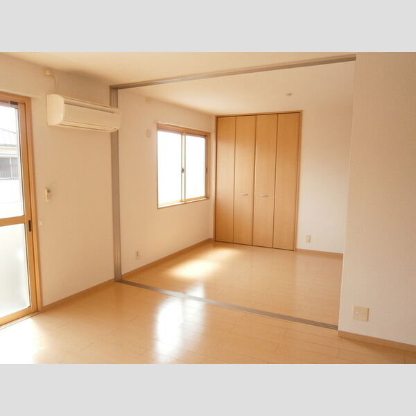 その他 (202　洋室)