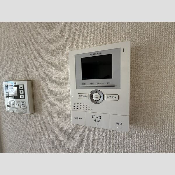 その他設備 (B207　モニター付きインターホン)