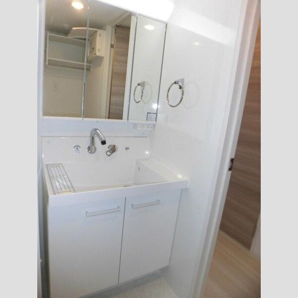 洗面所 (101 洗髪洗面化粧台)