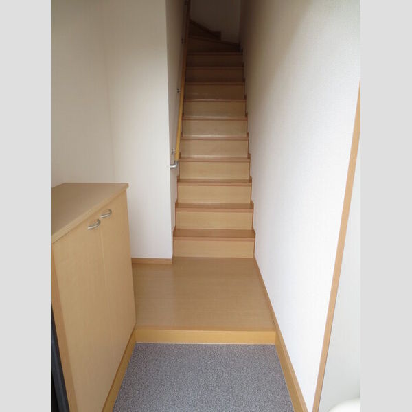 玄関 (201 玄関内側 シューズボックス 階段)