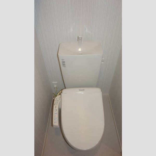 トイレ (A103 トイレ)