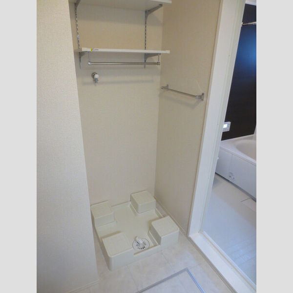 その他 (206 洗濯機置き場)