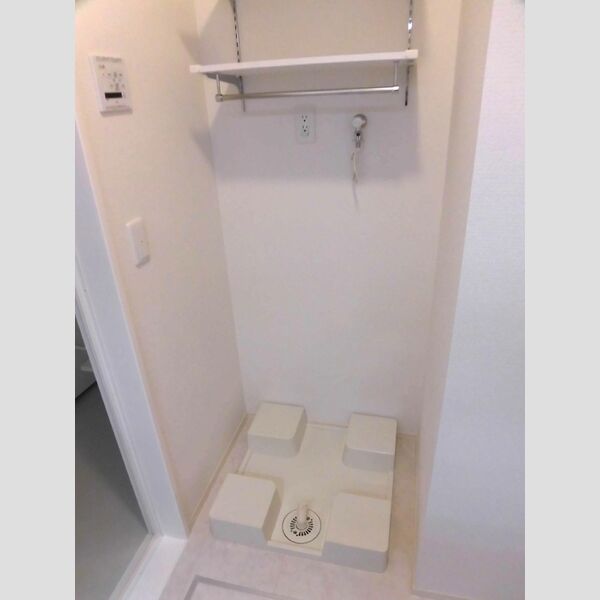 その他 (103　洗濯機置場)