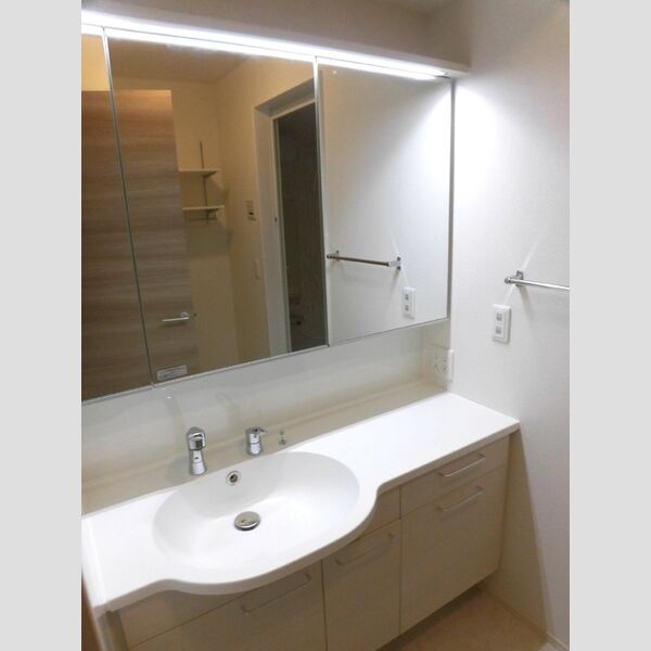 洗面所 (103　洗髪洗面化粧台)