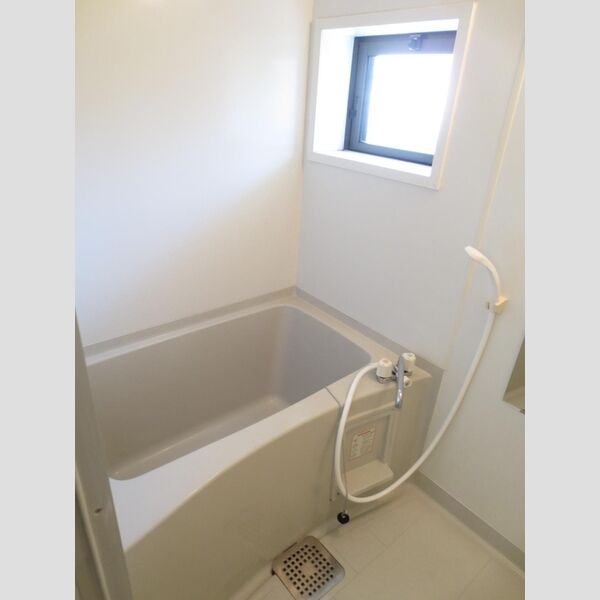 バス (102　バスルーム)