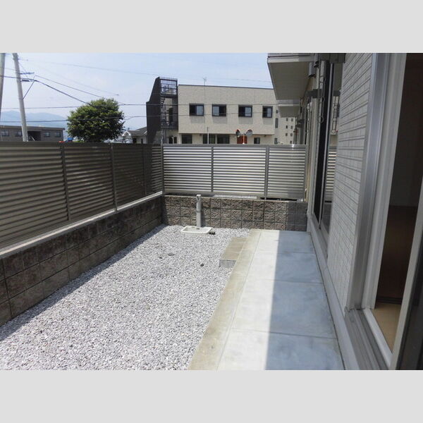 その他 (B106　専用庭)