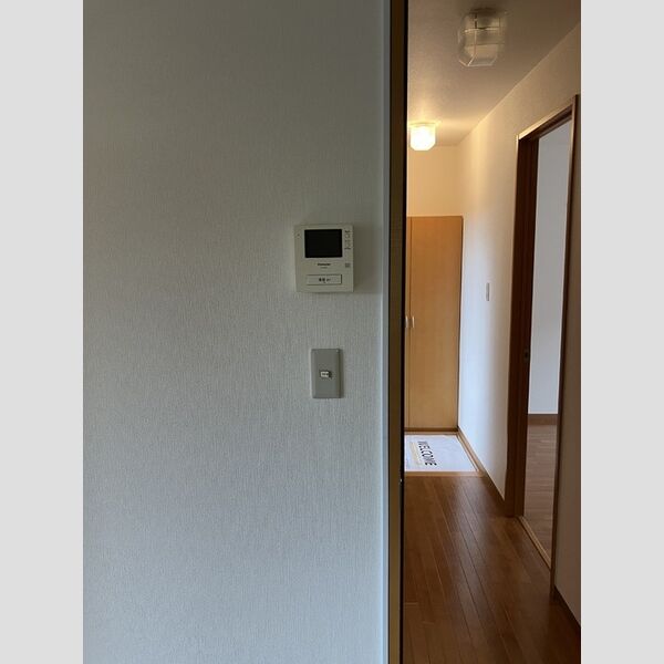 その他設備 (B102 モニター付きインターホン)