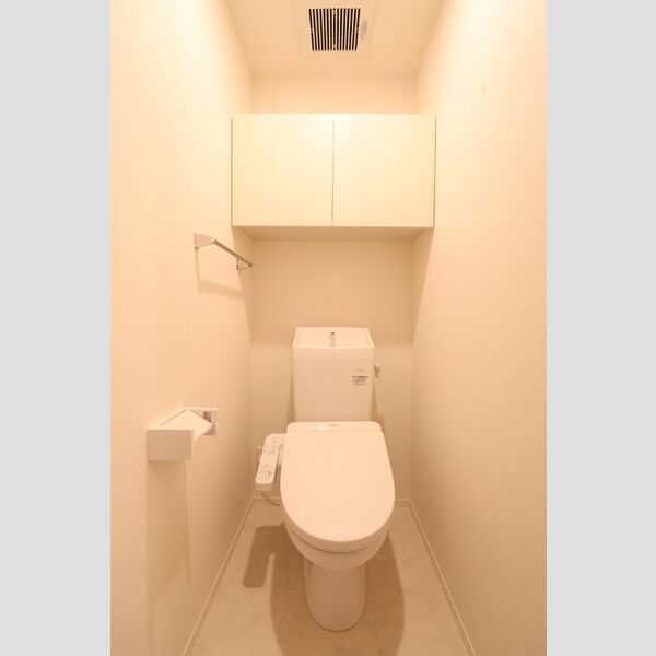 トイレ (301　トイレ)