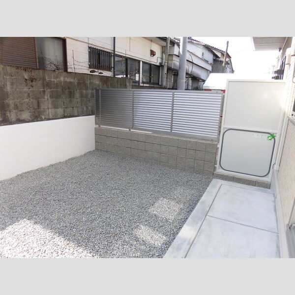 その他 (B103　専用庭)
