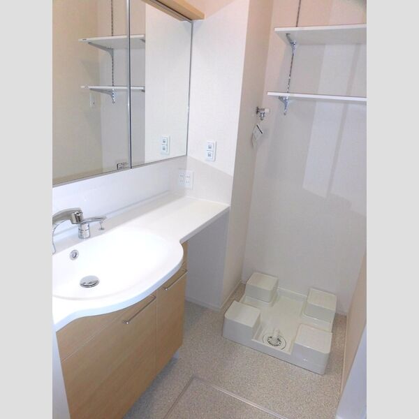 洗面所 (101 洗髪洗面化粧台・洗濯機置き場)