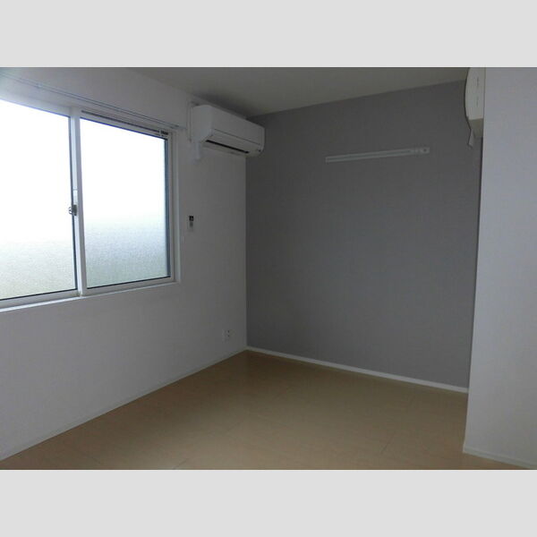 その他 (B205 北側洋室)