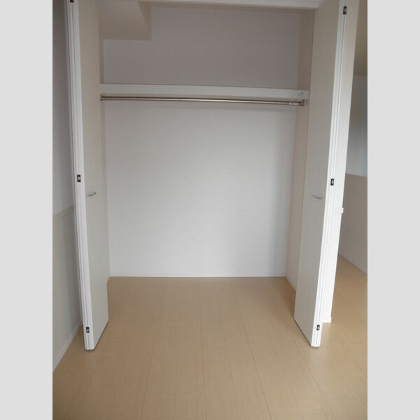 収納 (203　クローゼット)