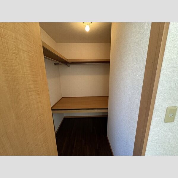 収納 (201　収納)