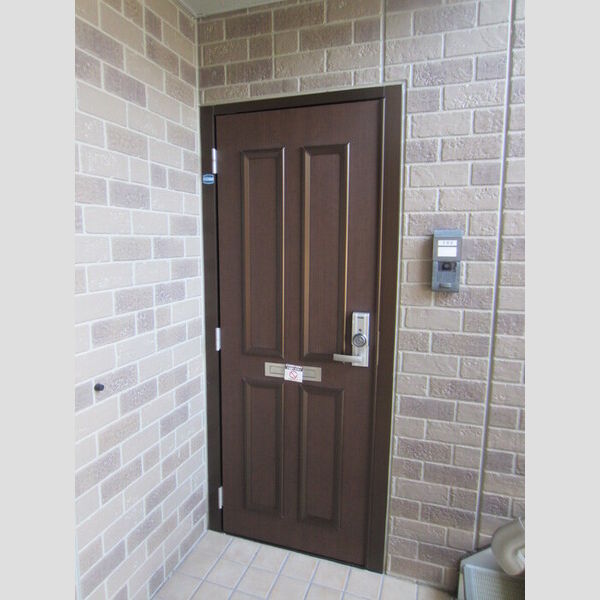 玄関 (102 玄関ドア)