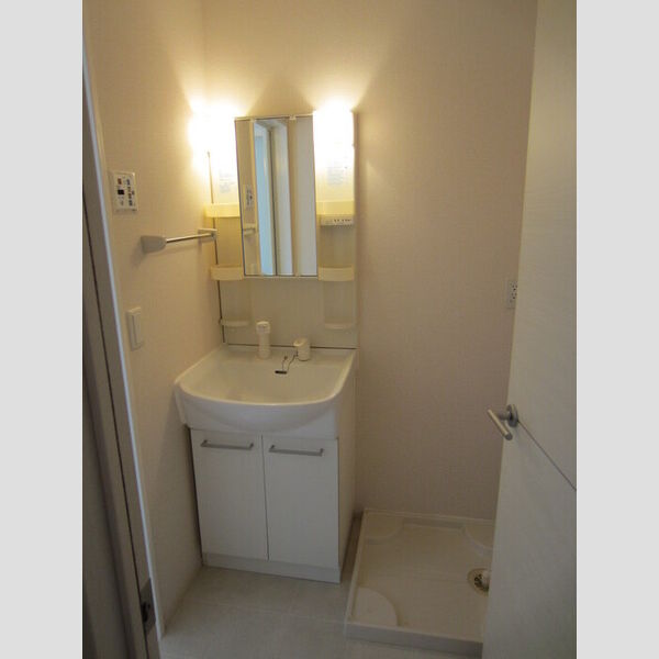 洗面所 (102 洗髪洗面化粧台)